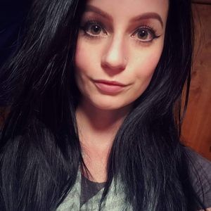 Meet your Posher, Marissa